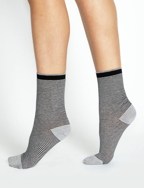 LINA FINE STRIPE CREW SOCK - BLACK