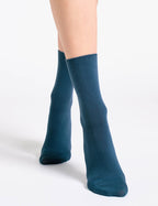 womens cotton crew sock. levante